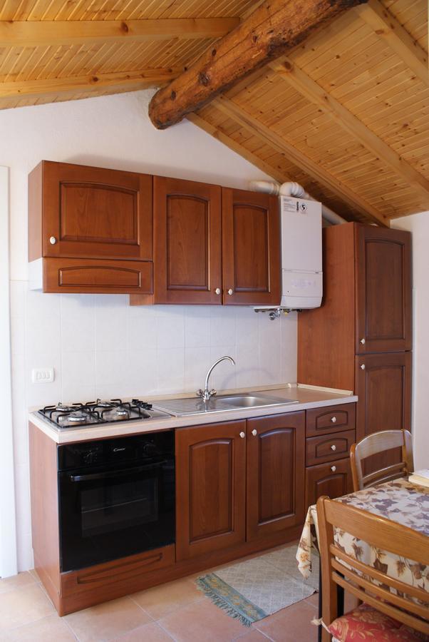 Bed and Breakfast Antico Castello Seborga Habitación foto